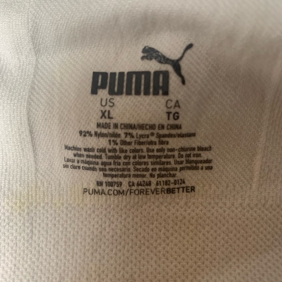 Puma Sports Bra Bundle – 4 Pack – Women’s Size XL (Black & White) - Picture 6 of 6